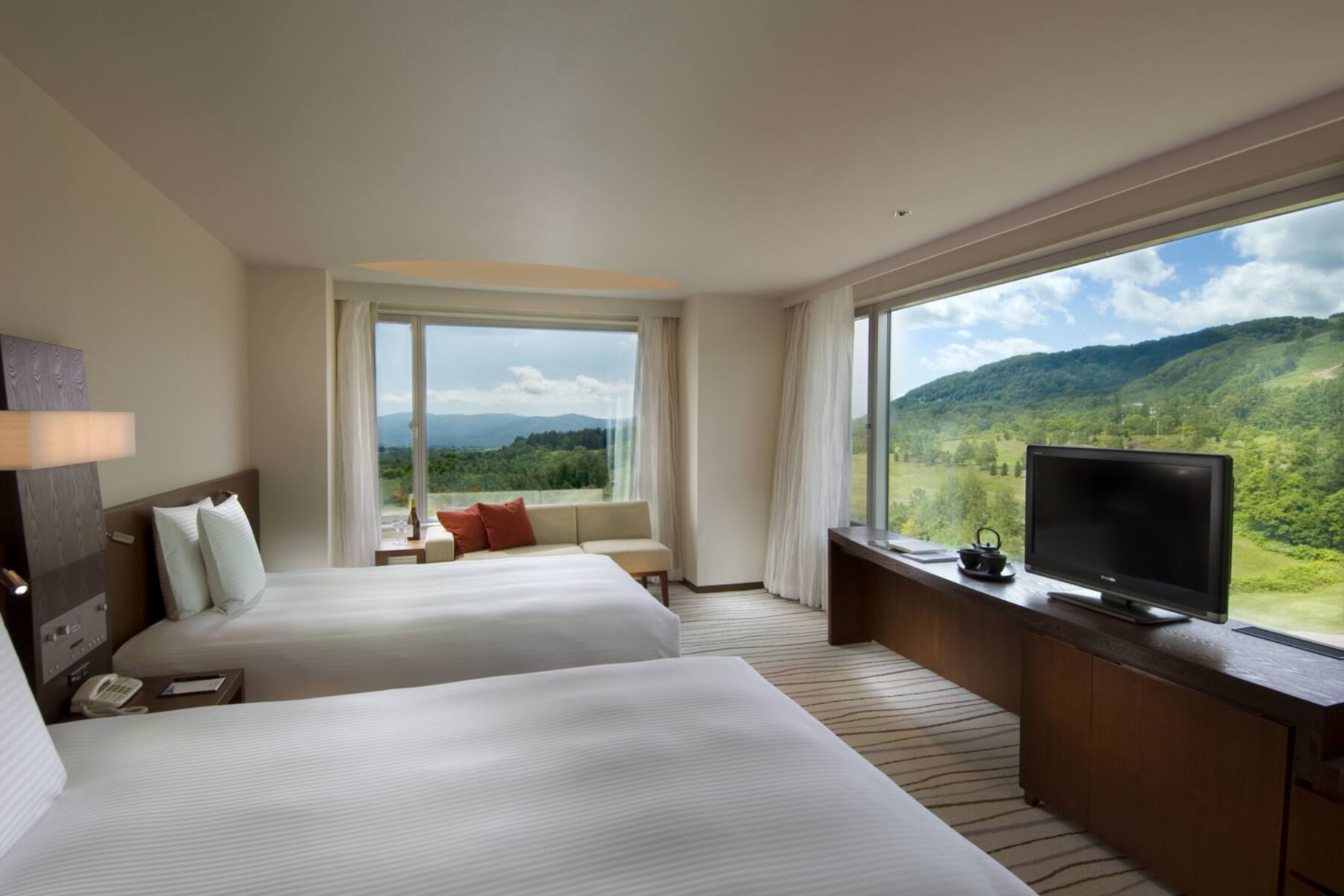 Hilton Niseko Village, Niseko Village, Niseko — 3