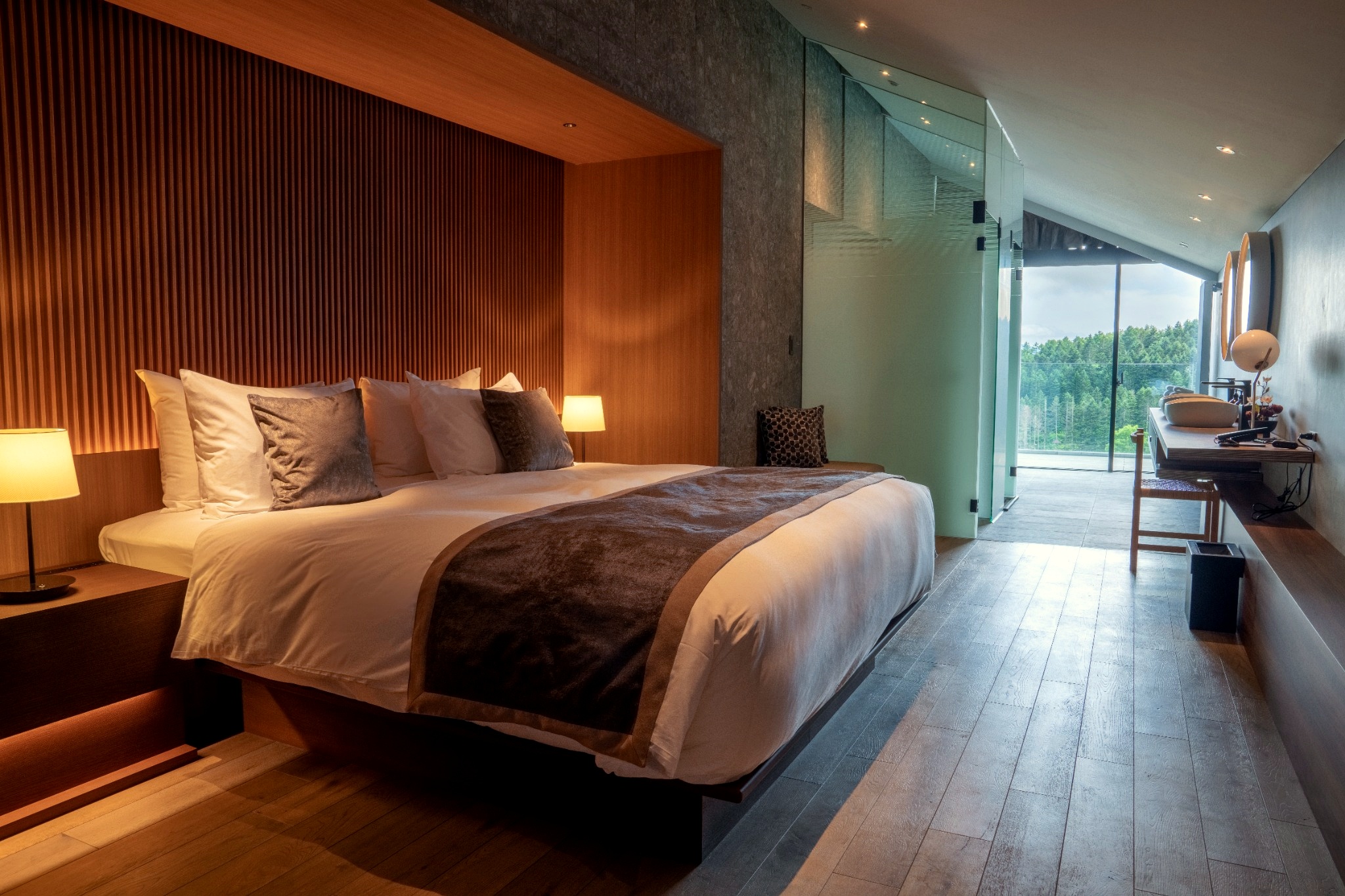 MUWA NISEKO, Hirafu, Niseko — 2