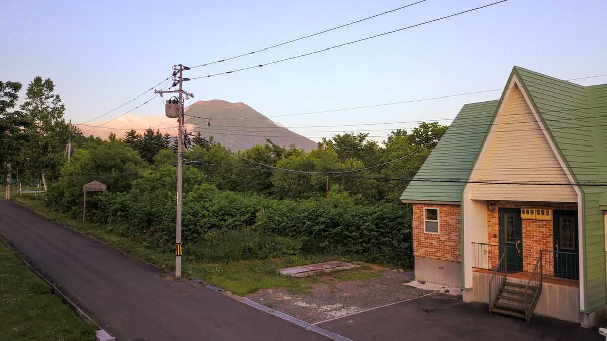 Yotei Townhouse - 2 bedrooms with covered BBQ deck, Niseko Village, Niseko — 2